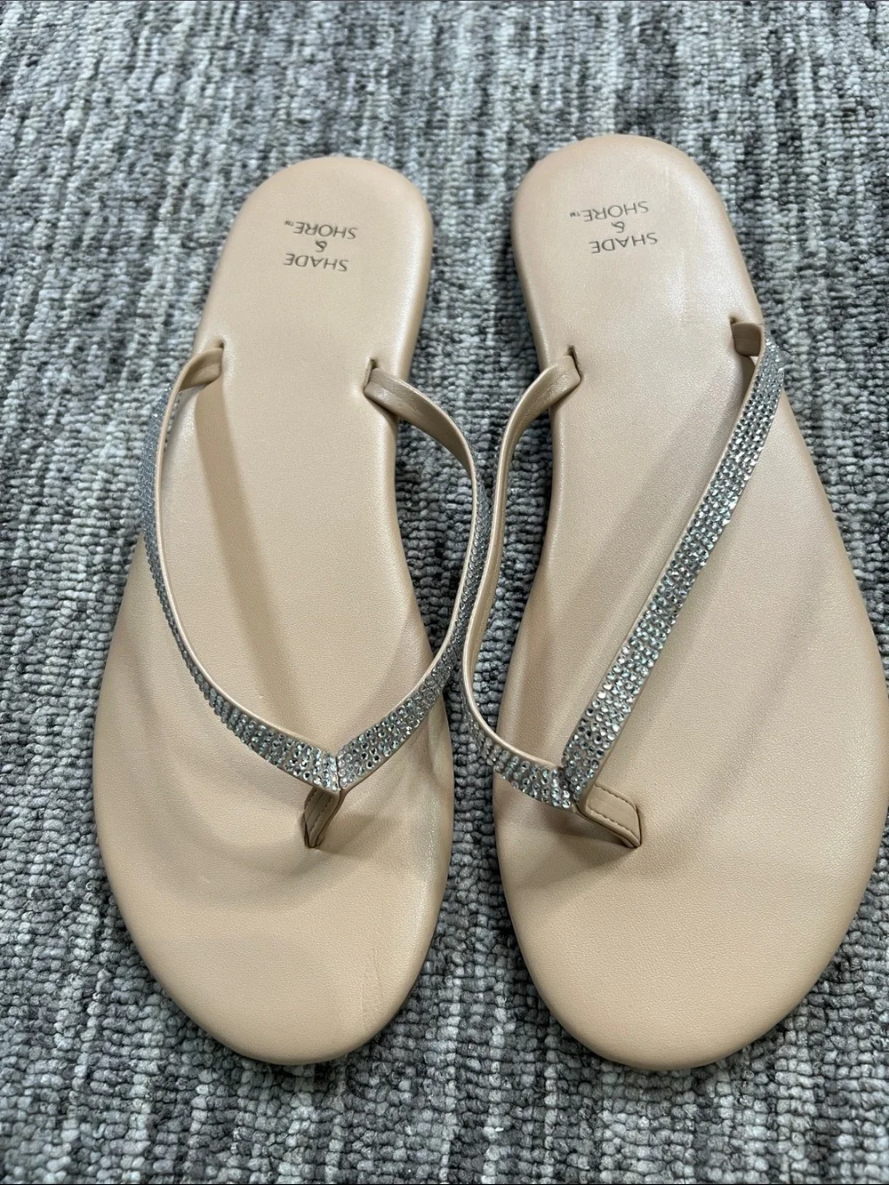 Shade & Shore Beige Rhinestone Thong Sandals Size 10
